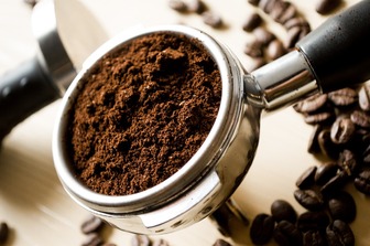 Как кофе поможет избавиться от темных кругов под глазами