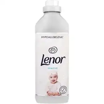 Кондиціонер для білизни Lenor Sensitive концентрований дитячий 930 мл