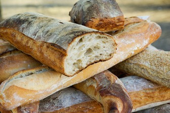 Базовый продукт выгодно: где дешевле всего купить хлеб