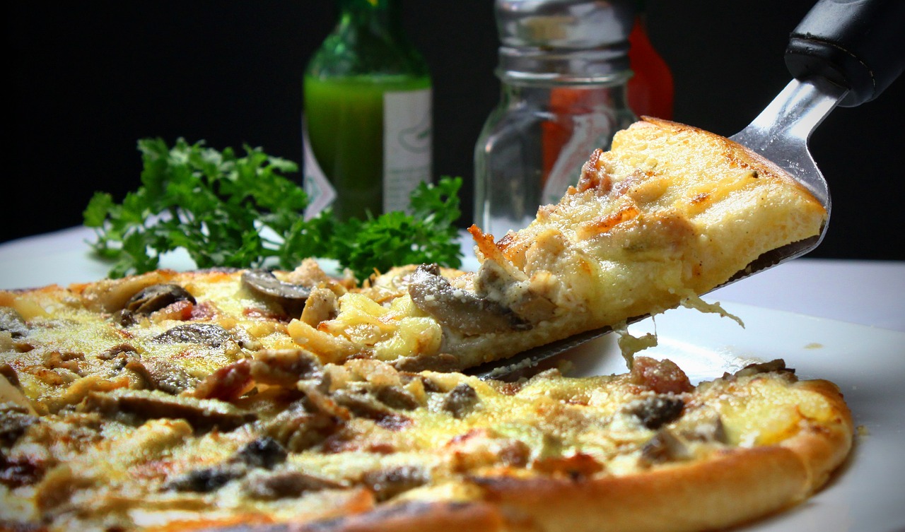 Секрети тривалого життя піци: як зберегти свіжість та смак