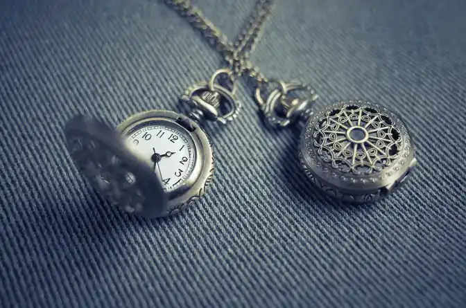 Як повернути блиск сріблу: практичні поради для домашнього чищення