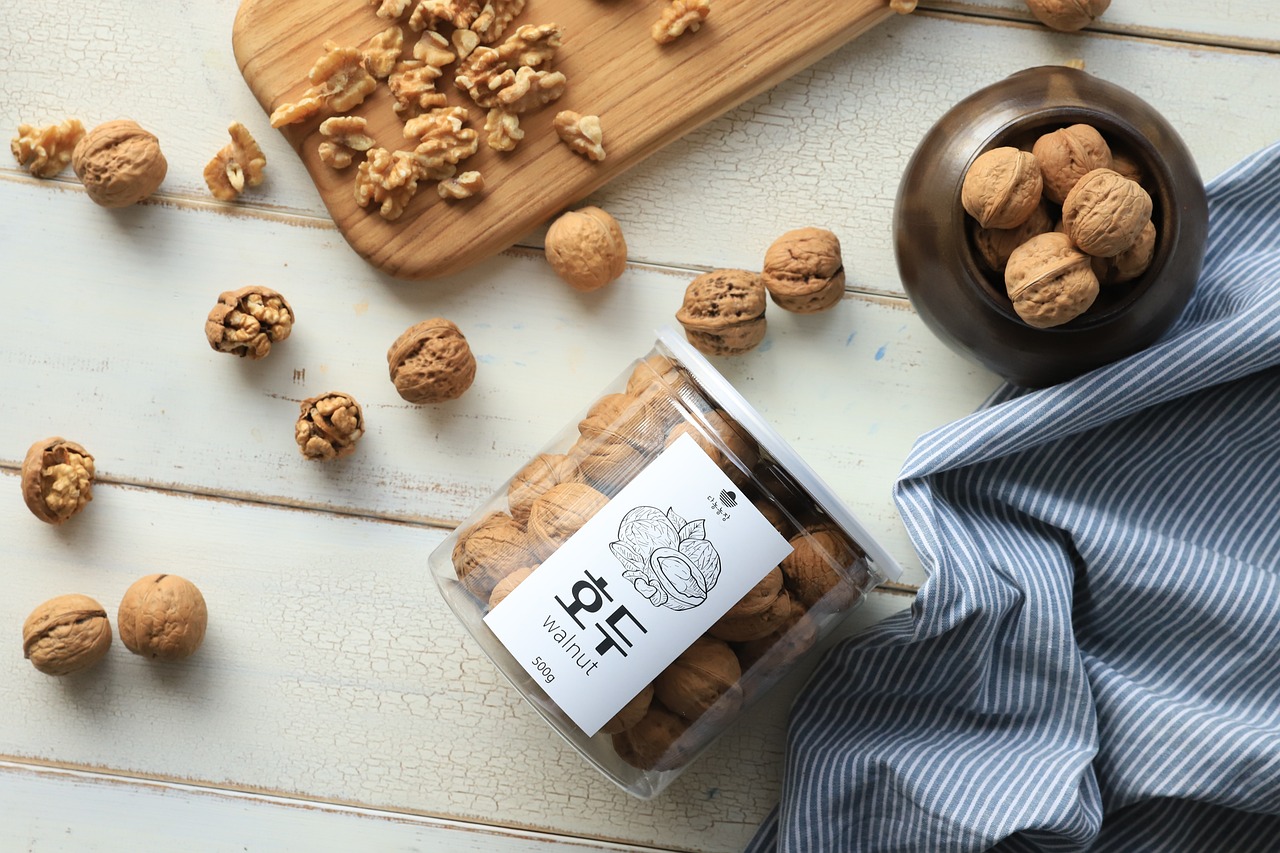 Где и как хранить орехи: семь советов