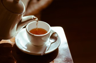 Секрет смаку чаю: дослідники розкривають роль кореневих мікроорганізмів