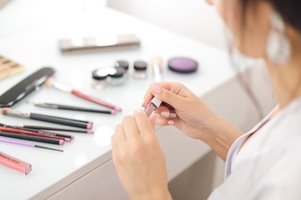 Как подобрать тональный крем: секреты безупречного макияжа