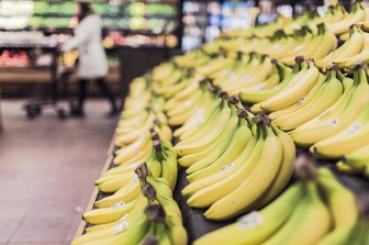 Что означают наклейки на бананах: на что нужно обратить внимание