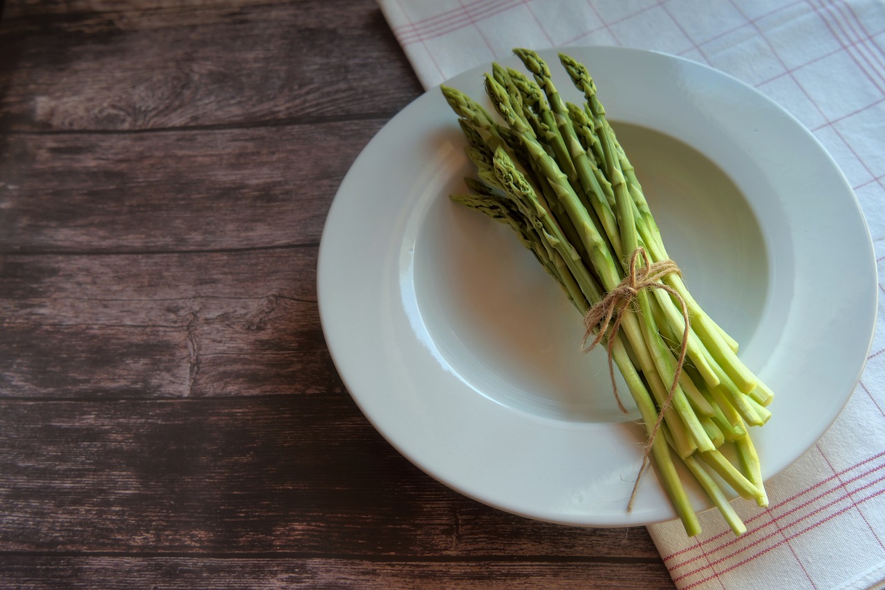 Как правильно выбрать и приготовить вкусную спаржу - Как выбирать продукты  - полезные статьи на GoToShop.ua