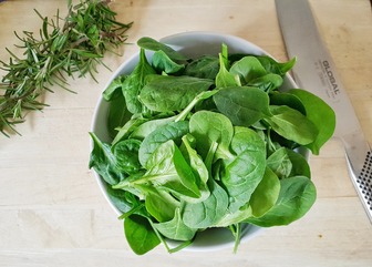 Як зберегти шпинат на зиму: 3 простих та смачних способи